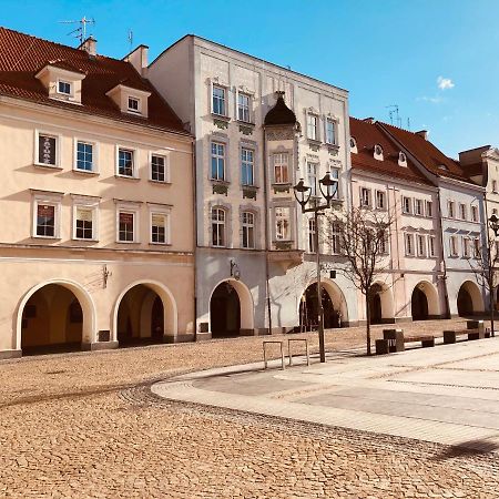 Appartamento Pobuudka IV Plebanska Z Widokiem Na Rynek Gliwice Esterno foto