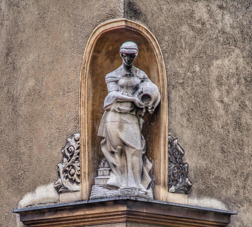 Appartamento Pobuudka IV Plebanska Z Widokiem Na Rynek Gliwice Esterno foto